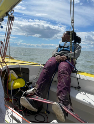 Sailing girls 4