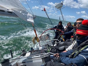 Rough seas en route to le havre