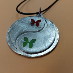 Pendant 1